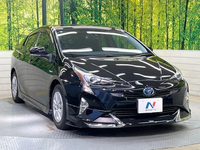 TOYOTA PRIUS 2018 Image 31