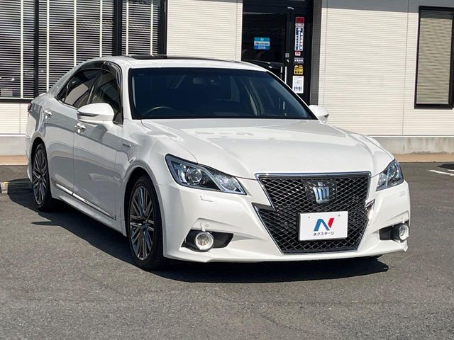 TOYOTA CROWN SEDAN HYBRID 2014 Image 31