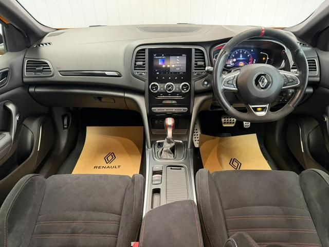 RENAULT MEGANE HATCH 2022 Image 31