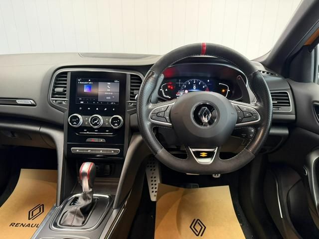 RENAULT MEGANE HATCH 2022 Image 31