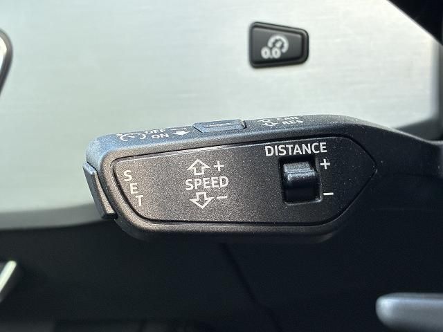 AUDI A4 AVANT 2023 Image 31