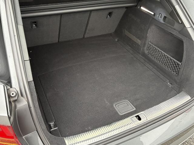 AUDI A4 AVANT 2023 Image 31