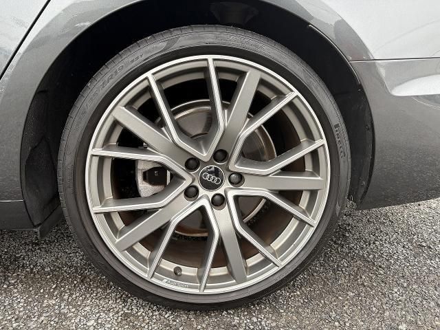 AUDI A4 AVANT 2023 Image 31