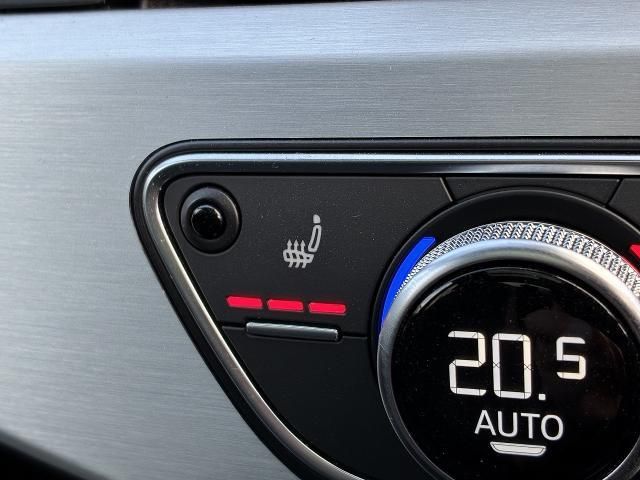 AUDI A4 AVANT 2023 Image 31