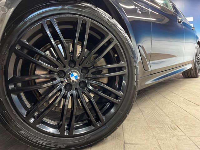 BMW 5SERIES SEDAN 2018 Image 31