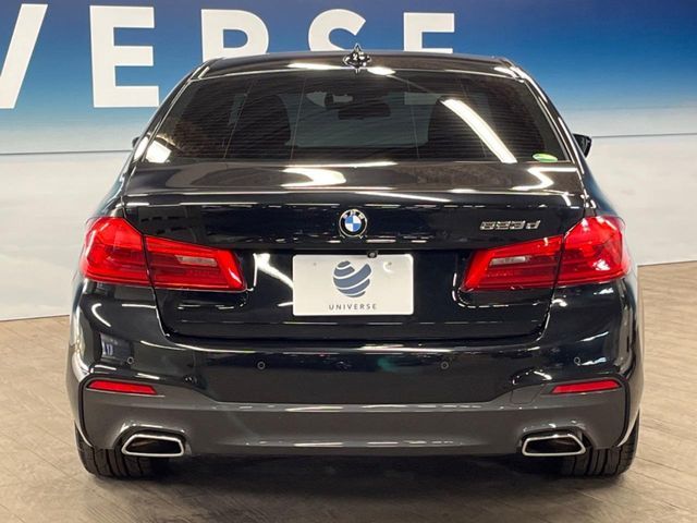 BMW 5SERIES SEDAN 2018 Image 31