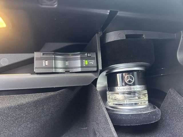 MERCEDES BENZ EQC 2024 Image 31