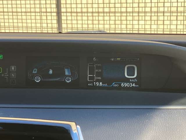 TOYOTA PRIUS 2020 Image 31