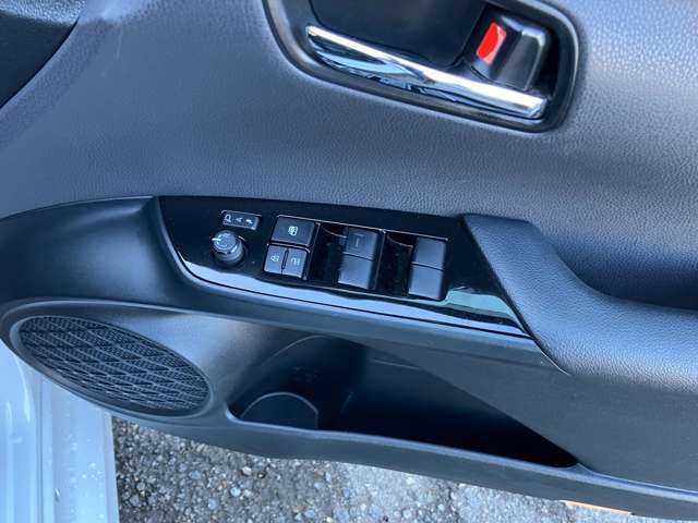 TOYOTA PRIUS 2020 Image 31