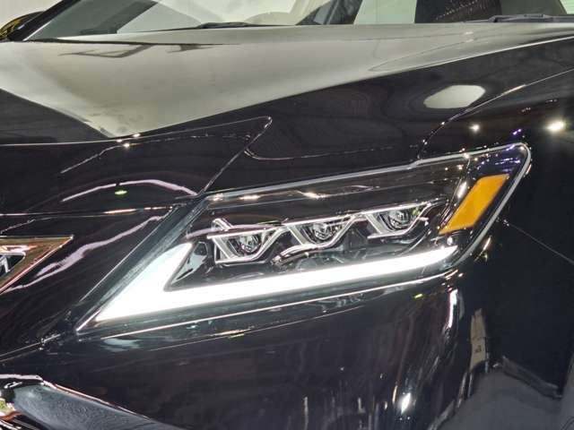 TOYOTA CAMRY HYBRID 2011 Image 31