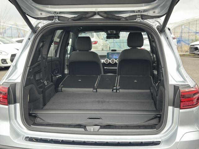 MERCEDES BENZ EQB 2024 Image 31