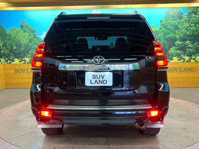 TOYOTA LANDCRUISER PRADO 2017 Image 31