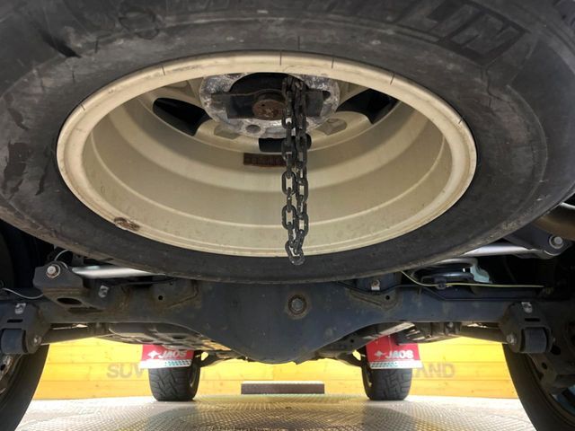 TOYOTA LANDCRUISER PRADO 2017 Image 31