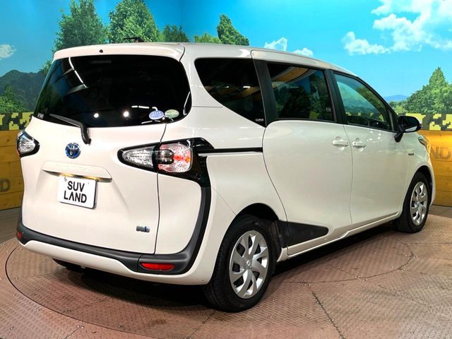 TOYOTA SIENTA HYBRID 2017 Image 31