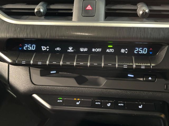 TOYOTA LEXUS UX250H 2019 Image 31