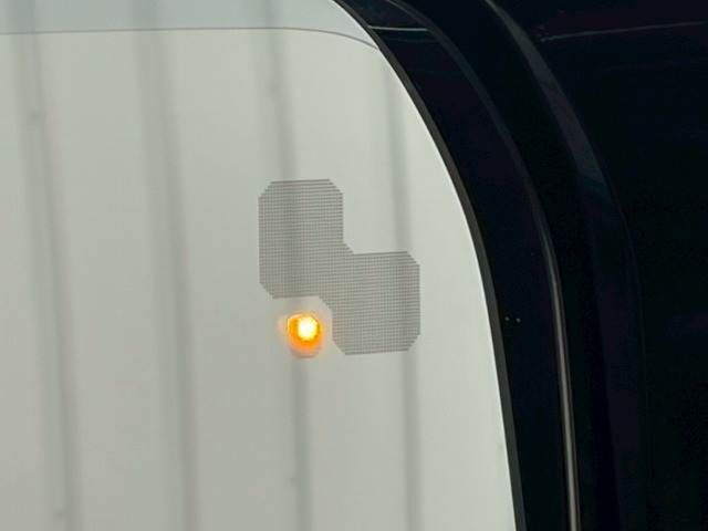 ROVER DEFENDER 2023 Image 31