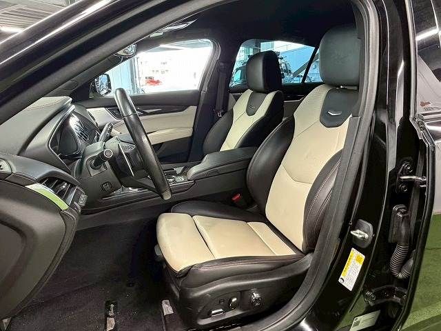 CADILLAC CT5 2023 Image 31