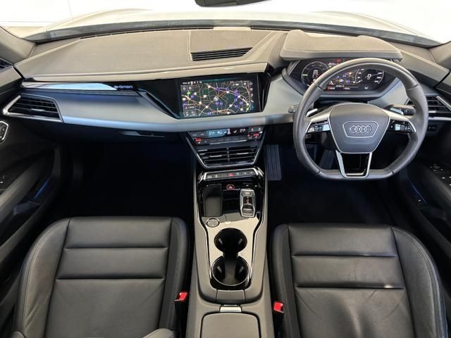 AUDI E-TRON GT 2023 Image 31