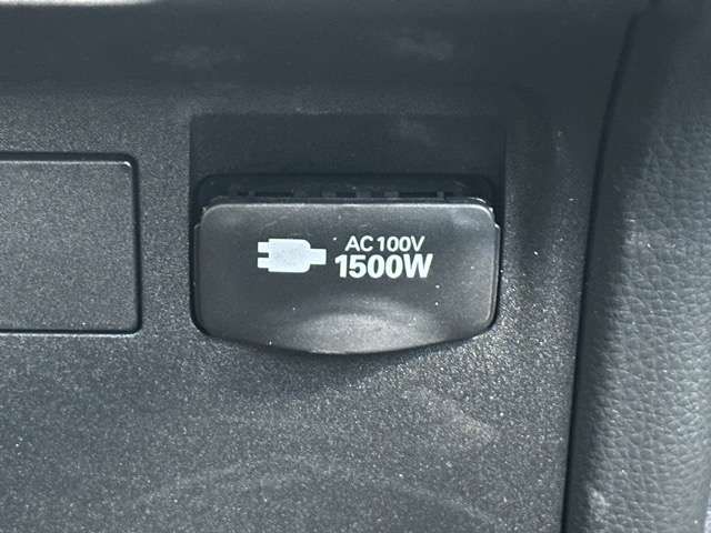 TOYOTA PRIUS 4WD 2024 Image 31