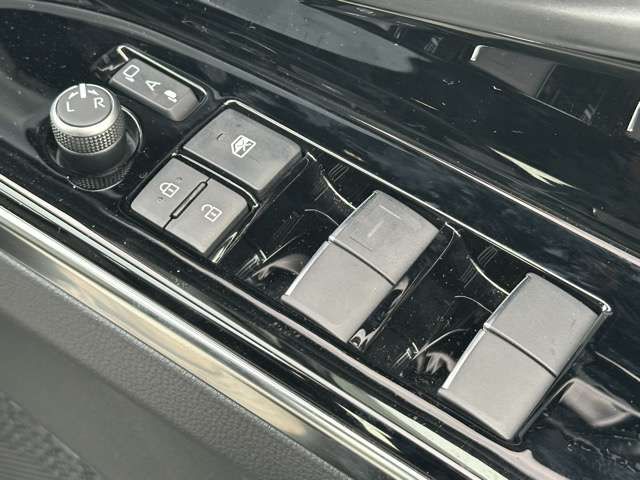 TOYOTA BZ4X 2023 Image 31