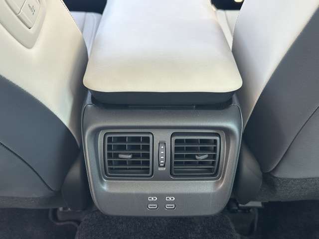 TOYOTA CROWN CROSSOVER 2023 Image 31