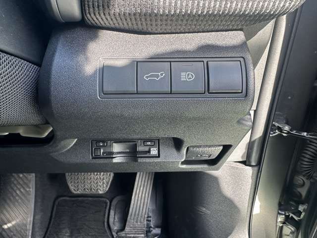 TOYOTA BZ4X 2022 Image 31