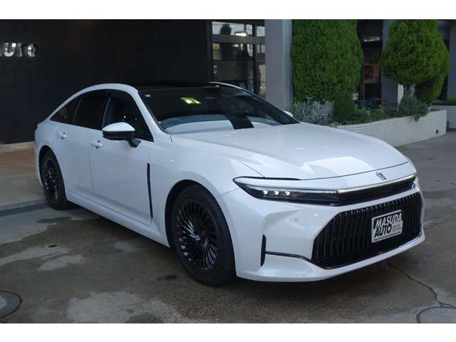 TOYOTA CROWN SEDAN HYBRID 2024 Image 31