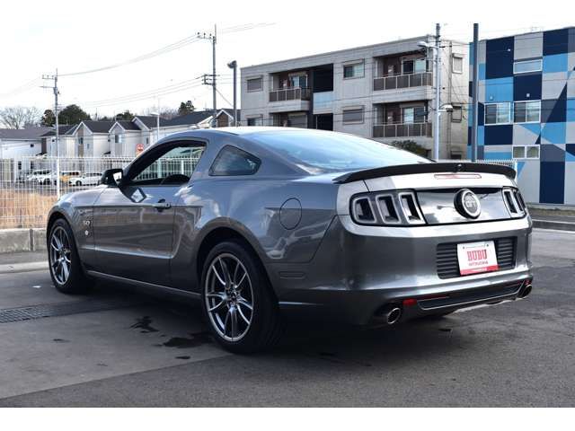 FORD MUSTANG 2013 Image 31