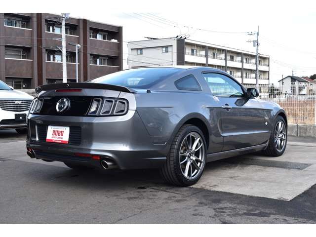 FORD MUSTANG 2013 Image 31