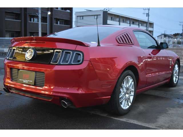 FORD MUSTANG 2013 Image 31