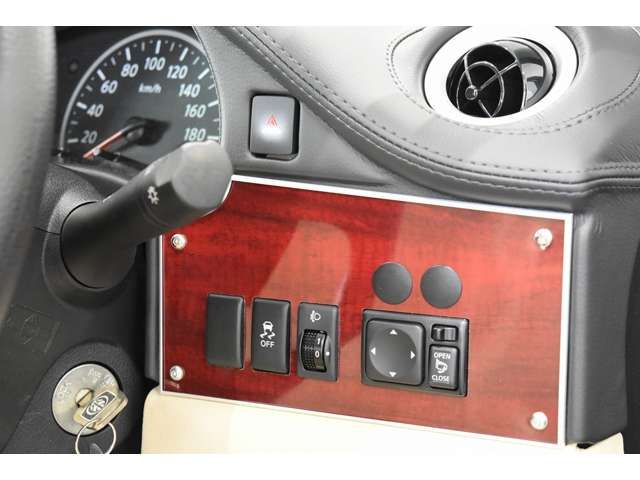 MITSUOKA VIEWT 2020 Image 31