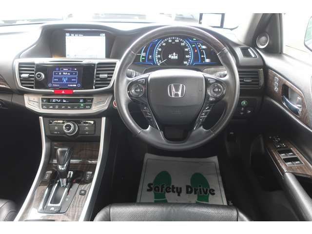 HONDA ACCORD HYBRID 2014 Image 31