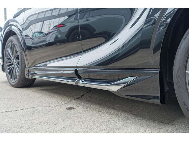 TOYOTA LEXUS RX450H+ 2023 Image 31