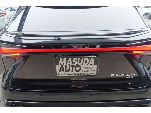 TOYOTA LEXUS RX450H+ 2023 Image 31