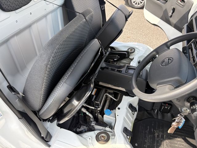 NISSAN NT100 CLIPPER 2015 Image 31