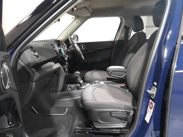 BMW MINI COOPER D CR 2017 Image 31