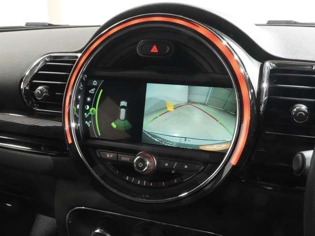 BMW MINI COOPER D CL 2017 Image 31