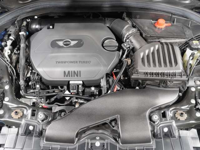 BMW MINI COOPER D CL 2017 Image 31