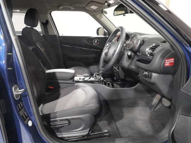 BMW MINI COOPER D CL 2017 Image 31