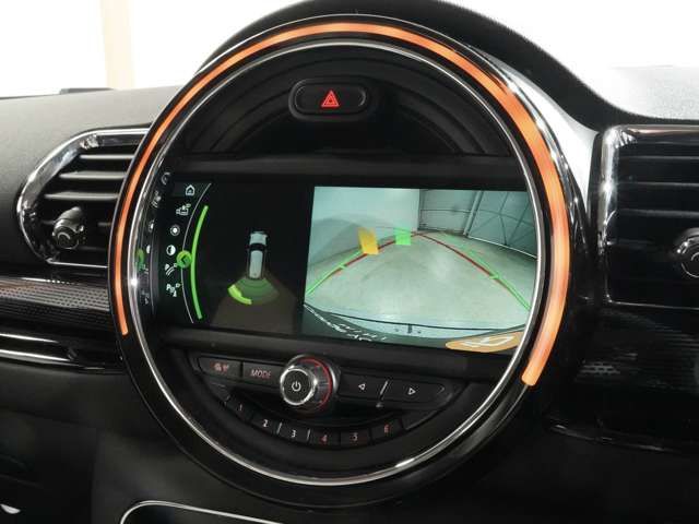 BMW MINI COOPER D CL 2017 Image 31