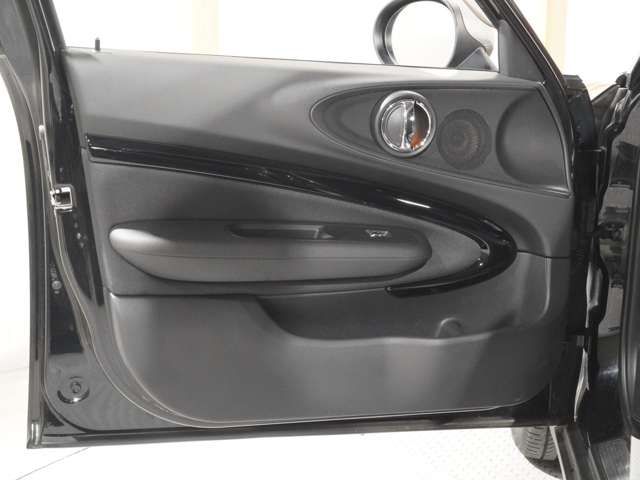 BMW MINI COOPER D CL 2016 Image 31