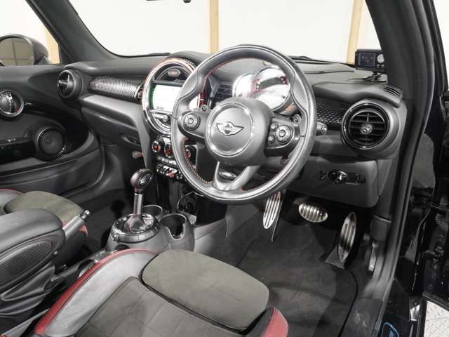 BMW MINI OPEN 2017 Image 31