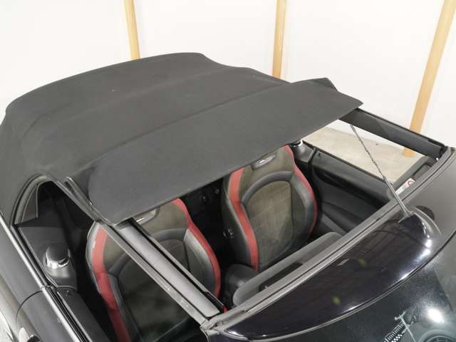 BMW MINI OPEN 2017 Image 31