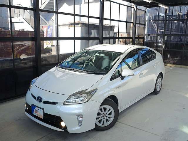 TOYOTA PRIUS 2013 Image 31