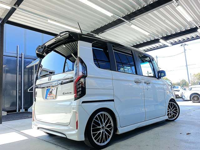 HONDA N BOX CUSTOM 2017 Image 31