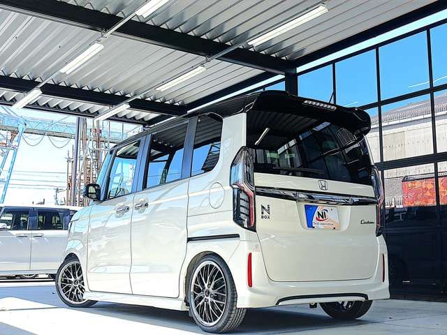 HONDA N BOX CUSTOM 2017 Image 31