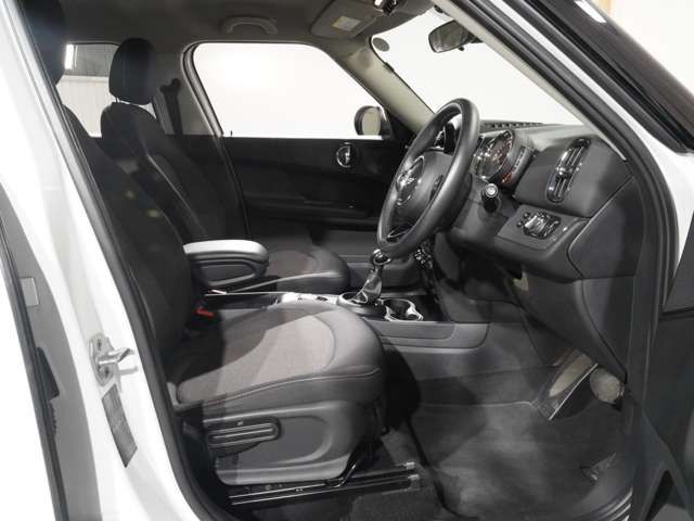 BMW MINI ONE CROSSOV 2017 Image 31