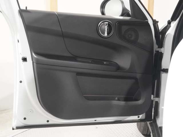 BMW MINI ONE CROSSOV 2017 Image 31