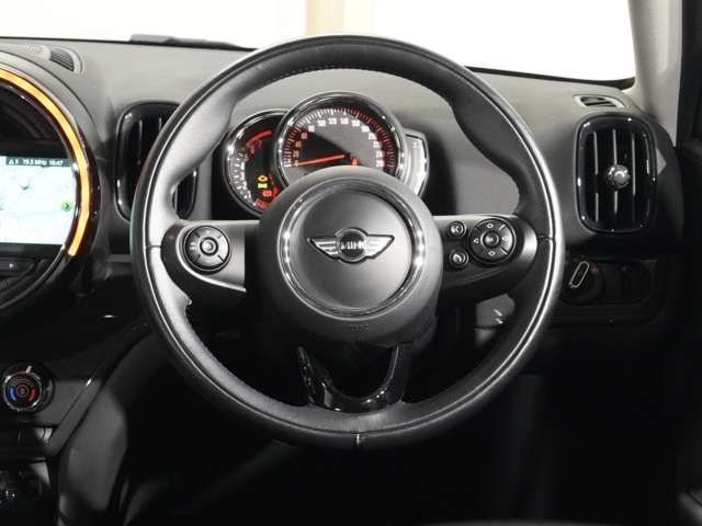 BMW MINI ONE CROSSOV 2017 Image 31