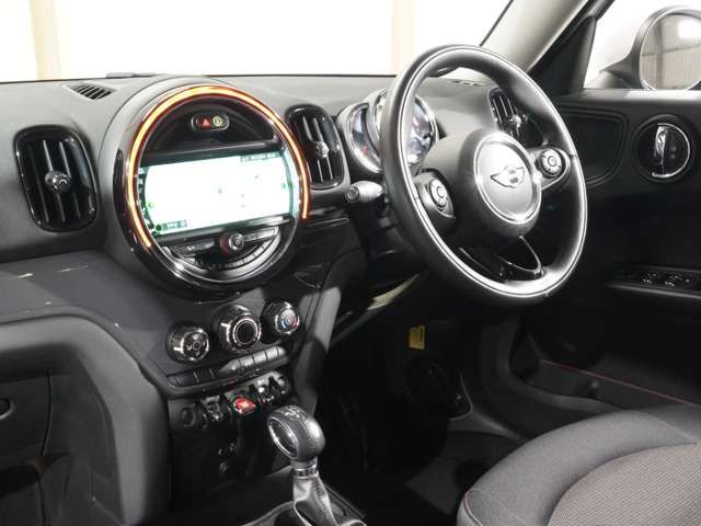 BMW MINI ONE CROSSOV 2017 Image 31